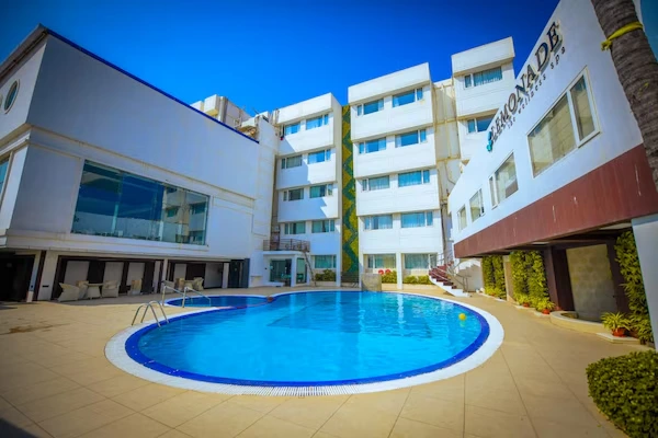 Swimming pool at Hotel Holiday Resort Puri
