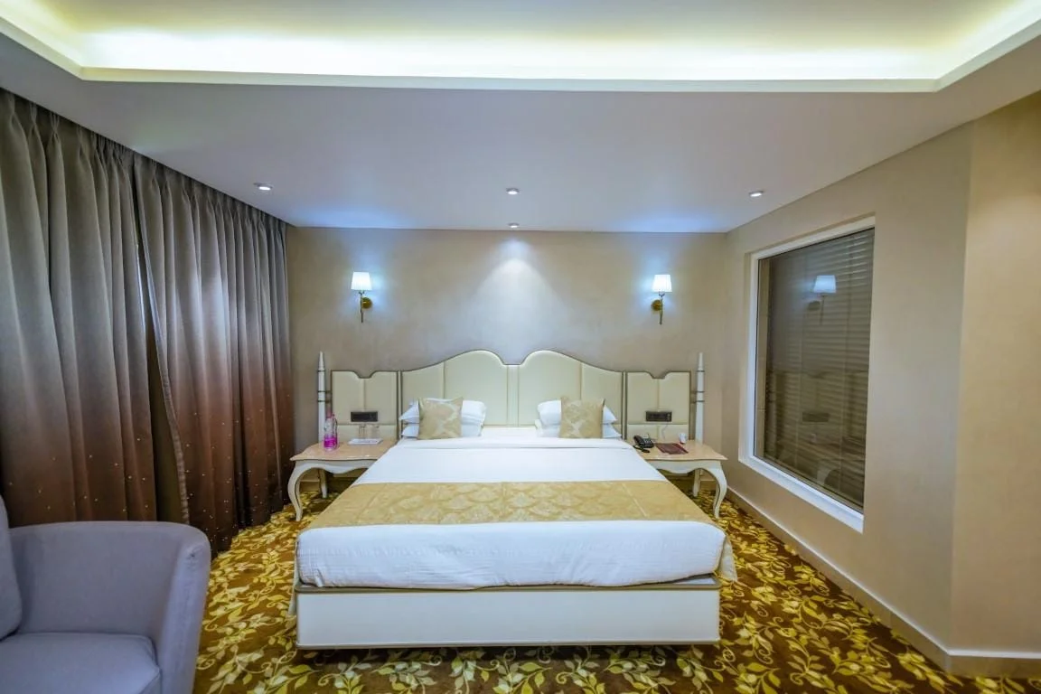 Rooms & Suites — Hotel Holiday Resort Puri